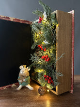 Load image into Gallery viewer, Timeless Enchanted Christmas Story book | 魔法聖誕故事書