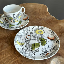 Load image into Gallery viewer, Barkers Brothers Potteries. Made in England. Chianti Tea Trio
