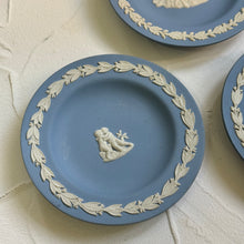 Load image into Gallery viewer, Wedgwood Jasperware. Made in England. Blue&white Round dish. Set of 3