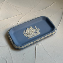 Load image into Gallery viewer, RARE FIND. Wedgwood Jasperware. Made in England. Blue&white rectangular dish. Set of 5