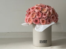 Load image into Gallery viewer, FLORAL BOX - Pink Roses
