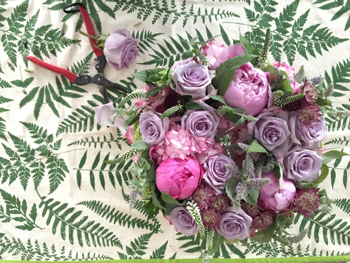 TQUK Level 3 Professional Sympathy Designs Course AIFD - 專業告別式花藝設計實務課程