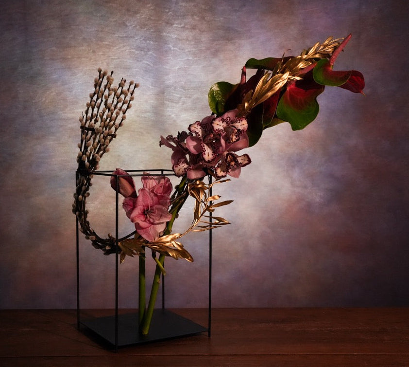 一馬當先 |  Leading the charge