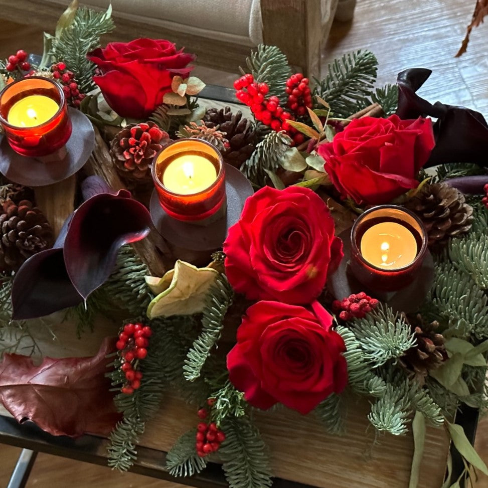 LUXURIOUS CHRISTMAS TABLE DÉCOR: ILLUMINATE WITH ELEGANCE