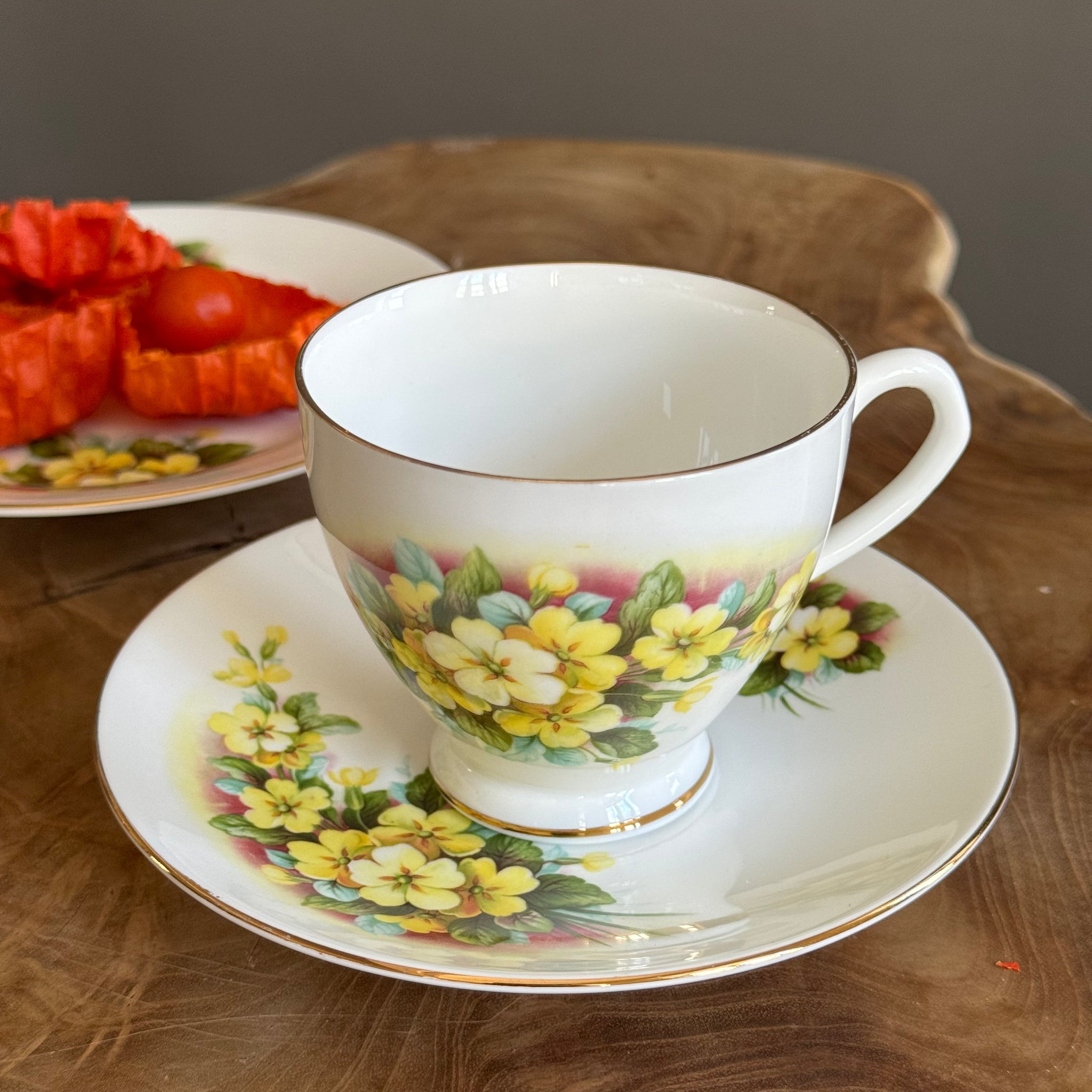 Clare Bone China. Made in England. Primrose Tea set trio – SOLOMON