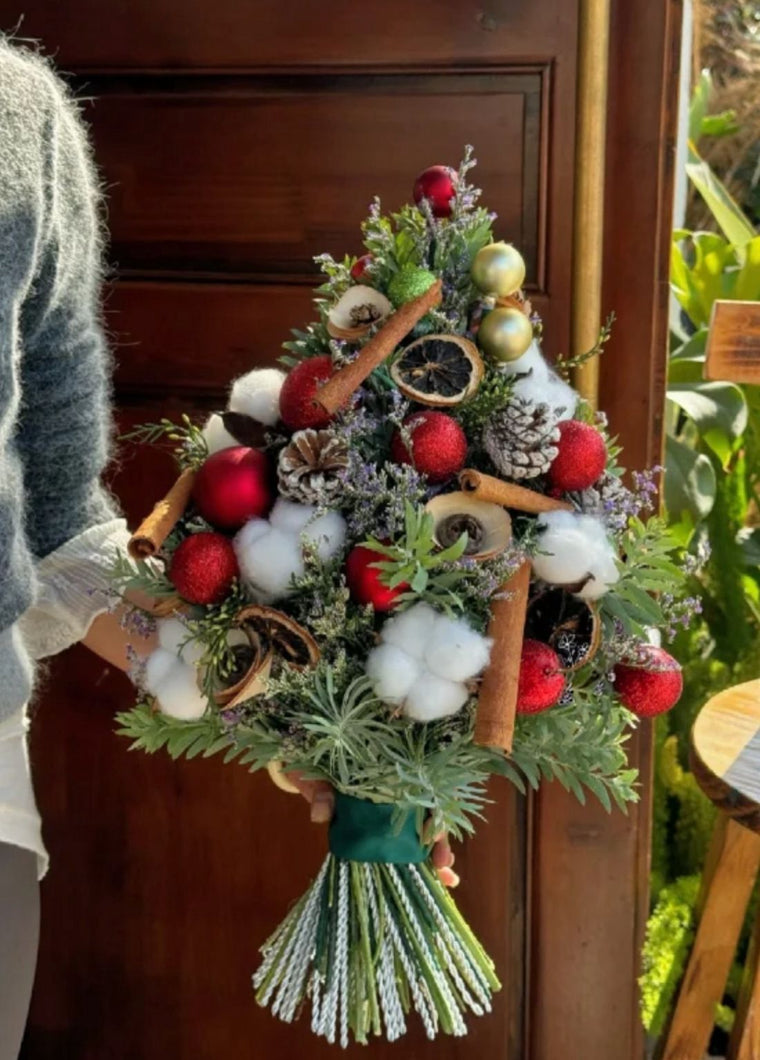 Hand-Tied Christmas Tree Workshop: Festive DIY Magic