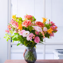 Load image into Gallery viewer, 漫步入秋素顏花束| STROLLING AUTUMN BARE FACE BOUQUET   | OMAKASE 大師SOLOMON 花藝教室 | 家居鮮花插花擺設
