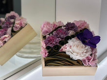 Load image into Gallery viewer, Level 2 Certificate in Floral Design / Intermediates in Floral Design /  英國TQUK認證 - 花藝設計證書課程系列 (Level 2)
